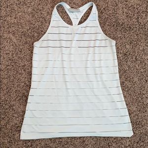 Athleta high neck mesh chi tank size M